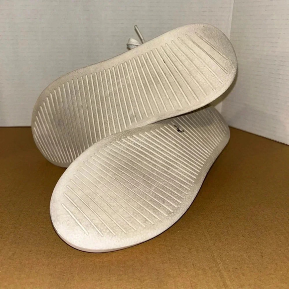 White knit AllBirds sneakers - Picture 7 of 7